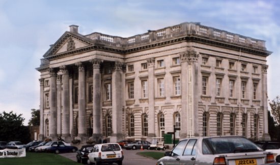 moor park.jpg (41782 bytes)